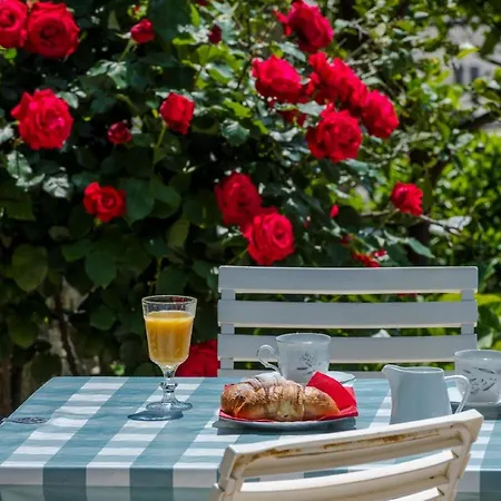 Gaestezimmer Mit Kleiner Gartenterrasse Apartman *
